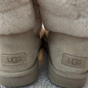 Cozy Shearling-Lined Boots